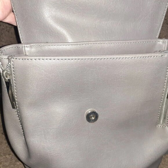 MATT & NAT-Vintage Fabi Mini Backpack-Gray-Vegan Leather-Excellent - Picture 7 of 8